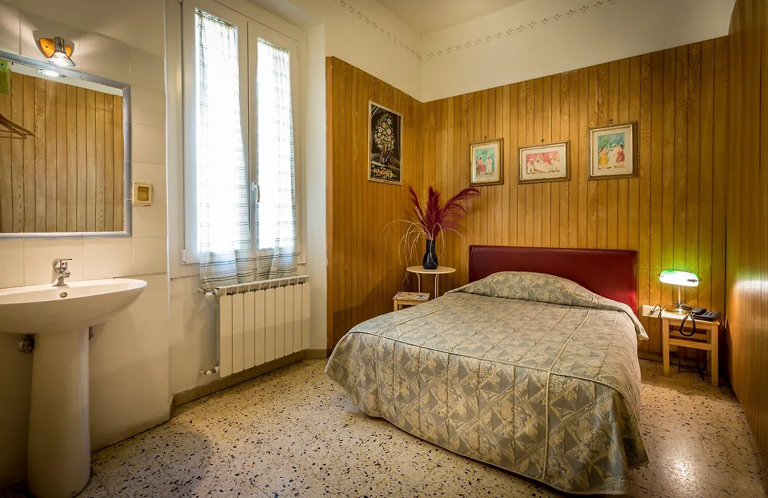Hotel Ferretti-1